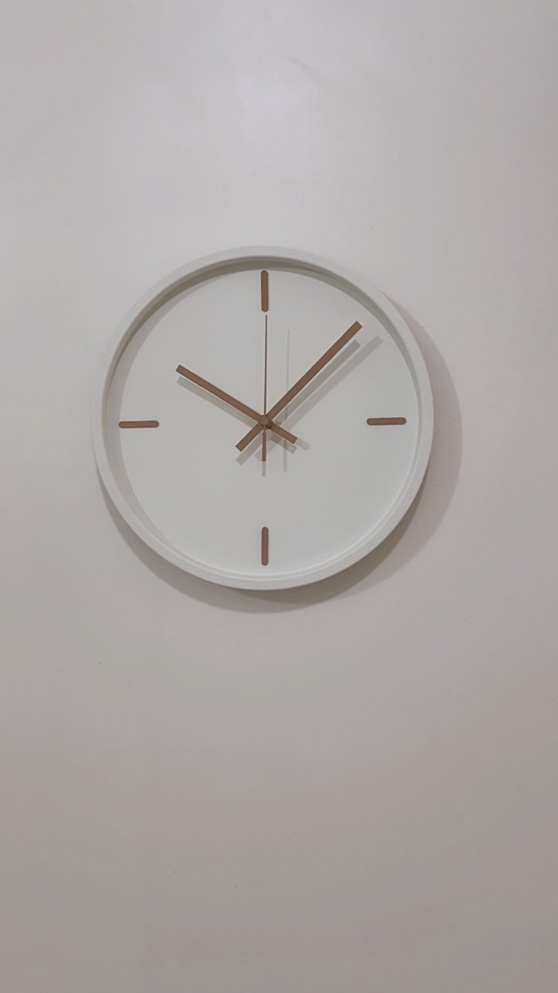 ساعت دیواری مدرن | ۴ عدد خطی | جنس MDF با موتور آرام‌گرد تایوانی | سایز ۳۰ سانت